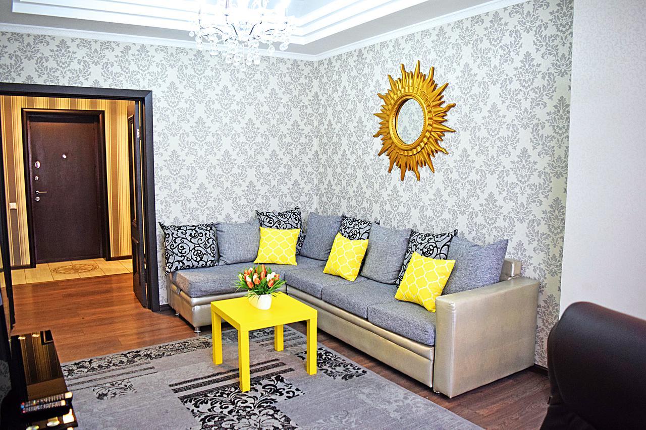 Luxury Palace Apartment Bishkek Exterior photo